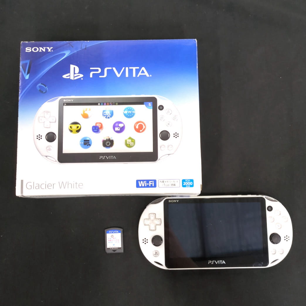 SONY PSVITA PCH2000 ソニー ポータブルゲーム機
